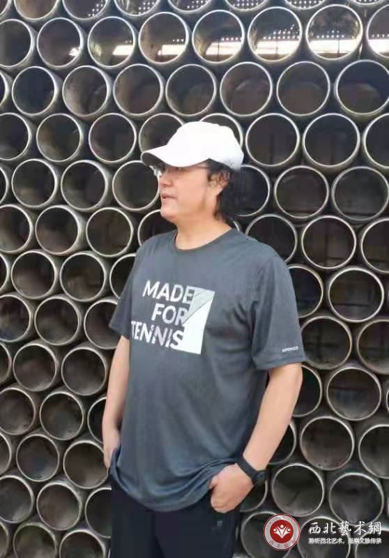 戴炜.jpg 戴炜.jpg